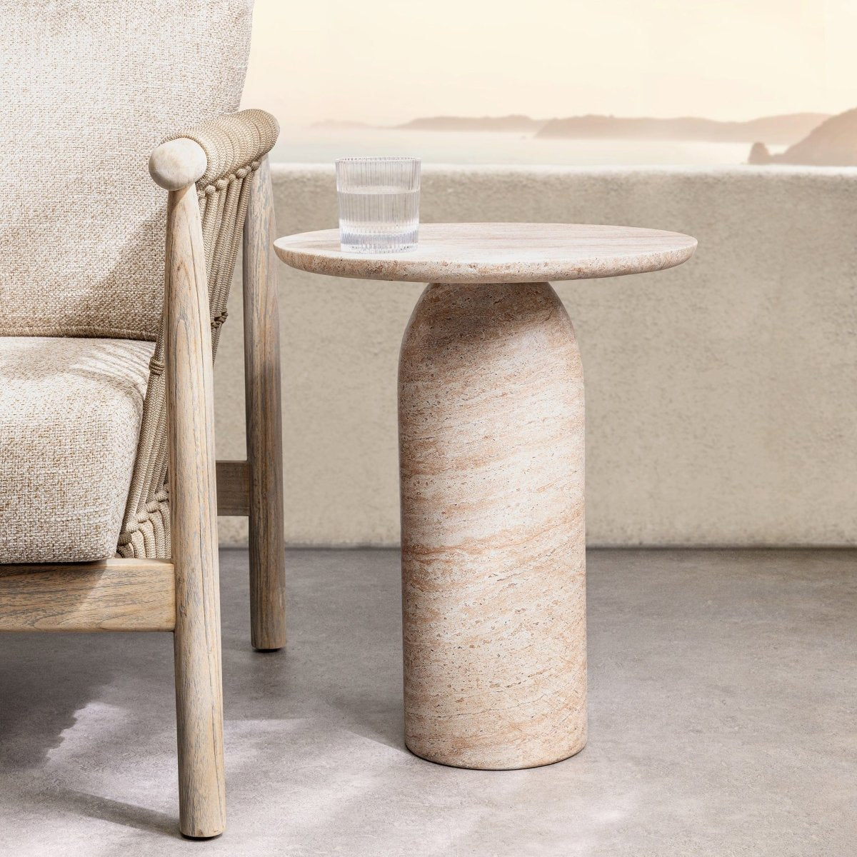 Sana - Outdoor Round Table
