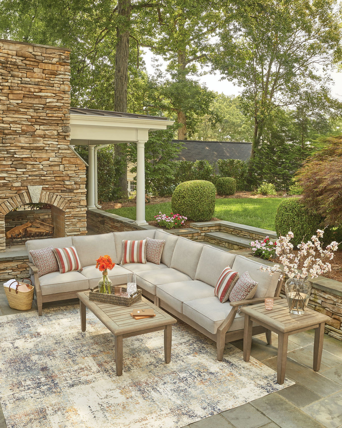 Clare View - 4-Piece Outdoor Sectional - Beige